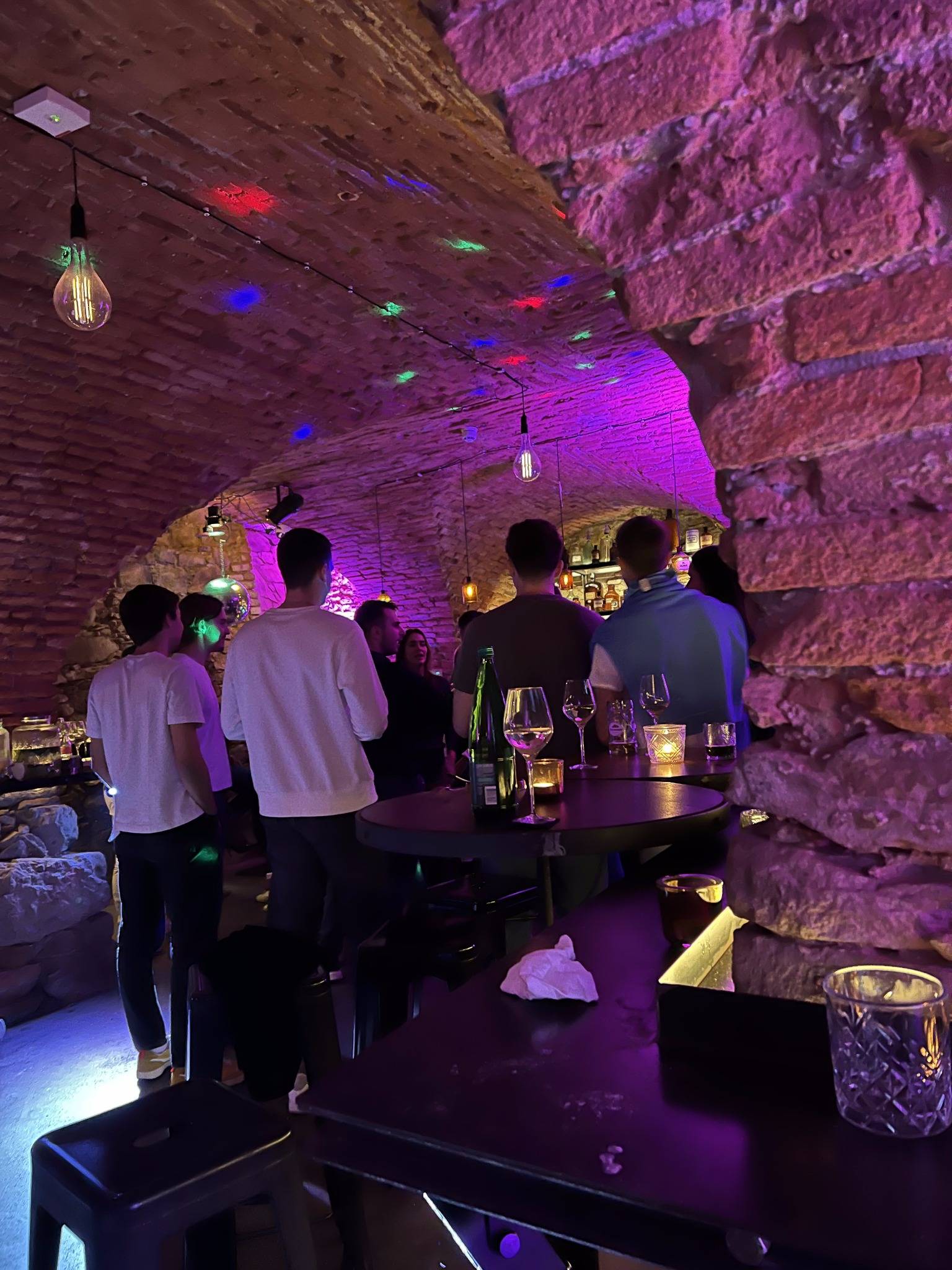 Vinoteka Poper, Maribor.